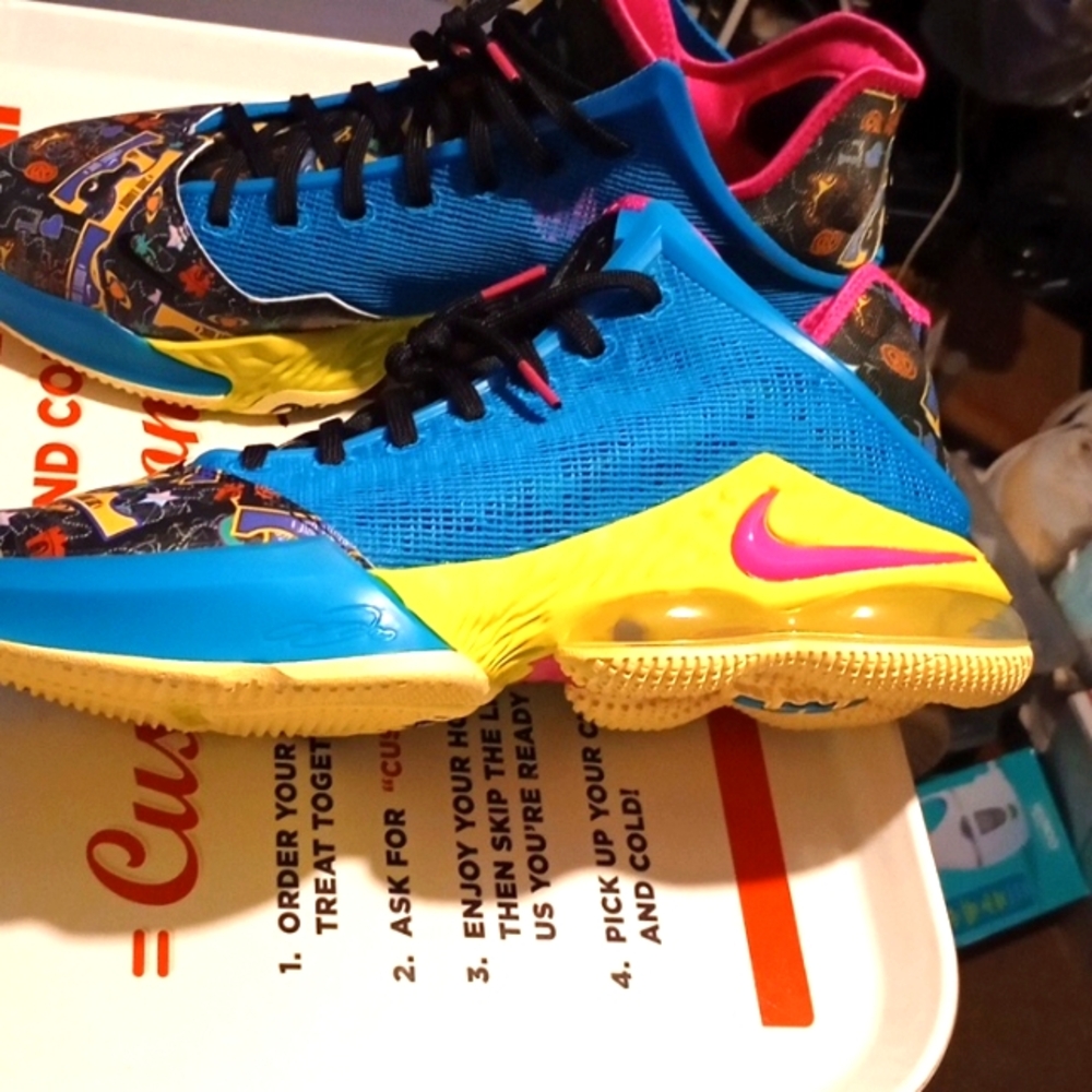 Nike LeBron 19, Low "LeBronival", NWOT, Mens Size12